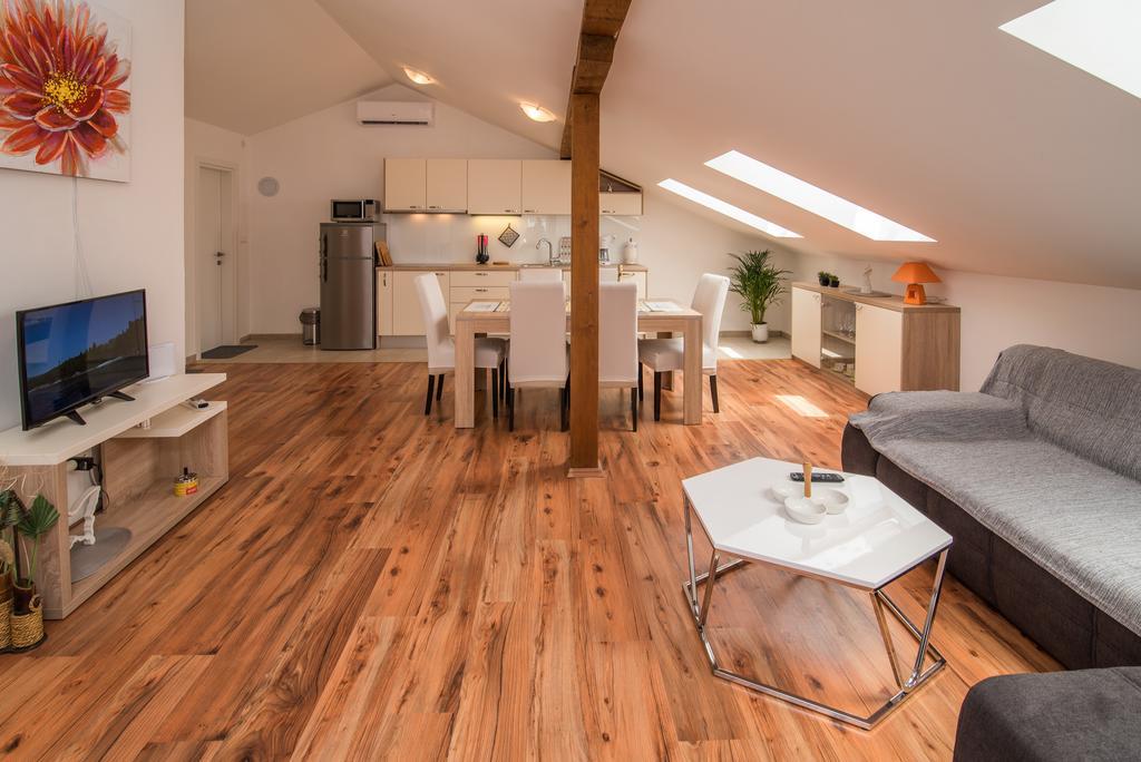 Apartman Marinko クルク エクステリア 写真